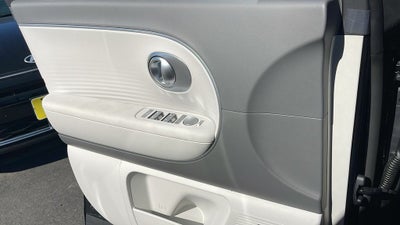 2026 Hyundai IONIQ 9 SE