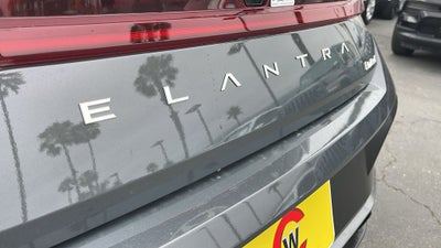 2025 Hyundai ELANTRA Limited