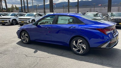 2025 Hyundai ELANTRA Limited