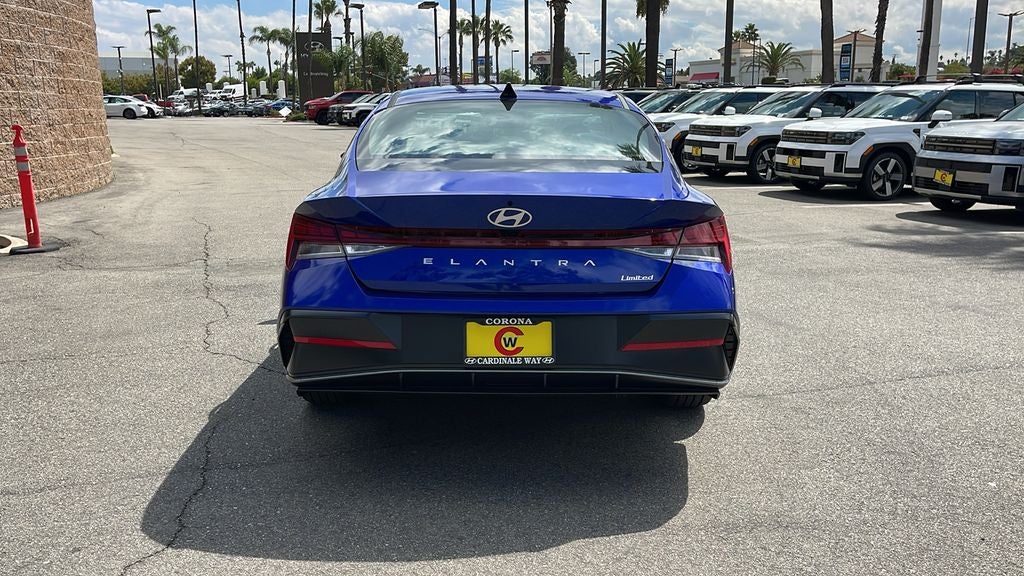 2025 Hyundai ELANTRA Limited