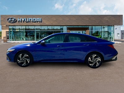 2025 Hyundai ELANTRA Limited