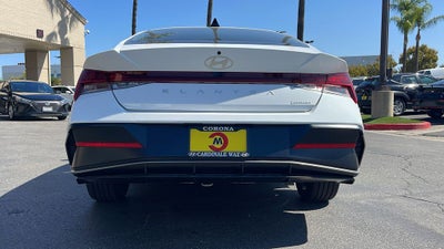 2025 Hyundai ELANTRA Limited