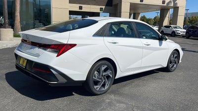 2025 Hyundai ELANTRA Limited