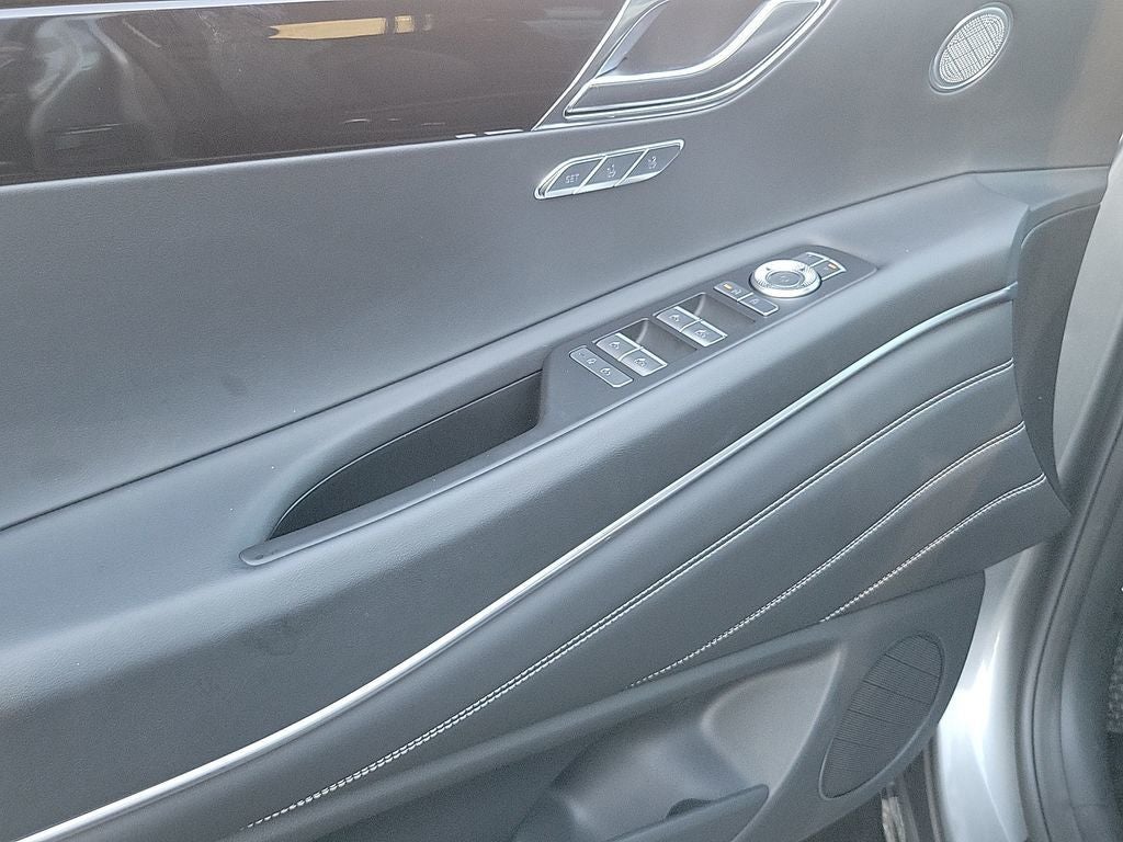 2025 Genesis GV80 Standard