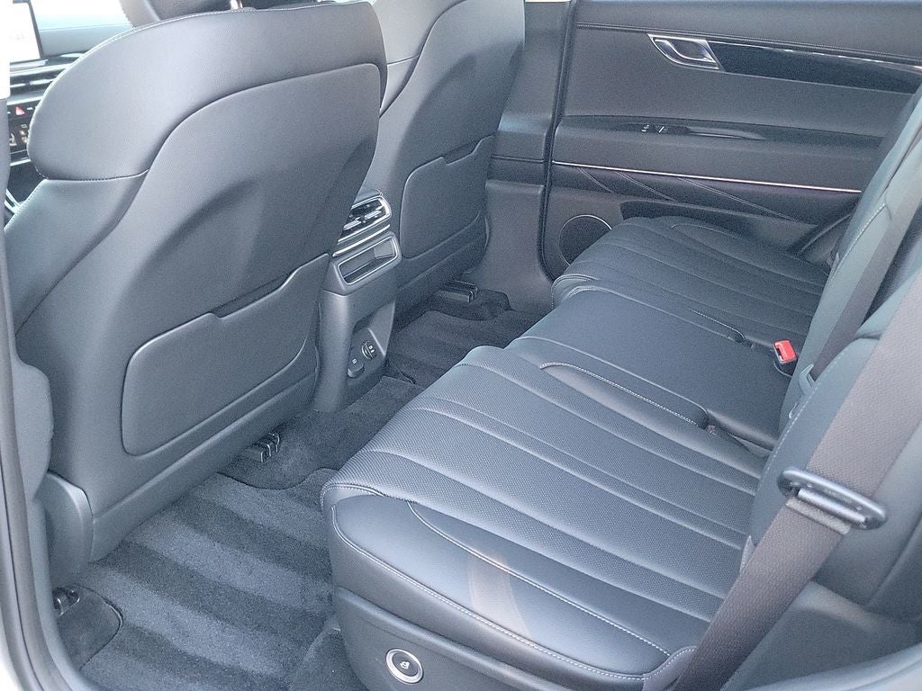 2025 Genesis GV80 Standard