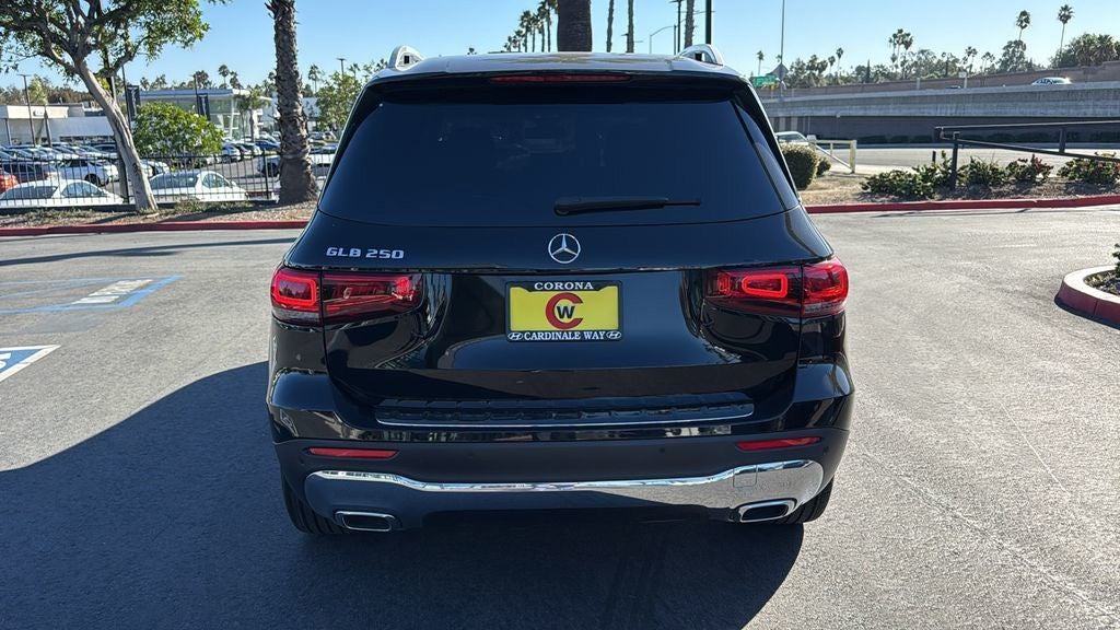 2021 Mercedes-Benz GLB 250 GLB 250