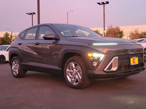 2026 Hyundai KONA SE