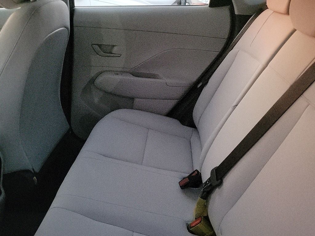 2026 Hyundai KONA SE