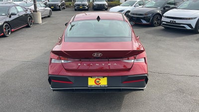 2026 Hyundai ELANTRA SE