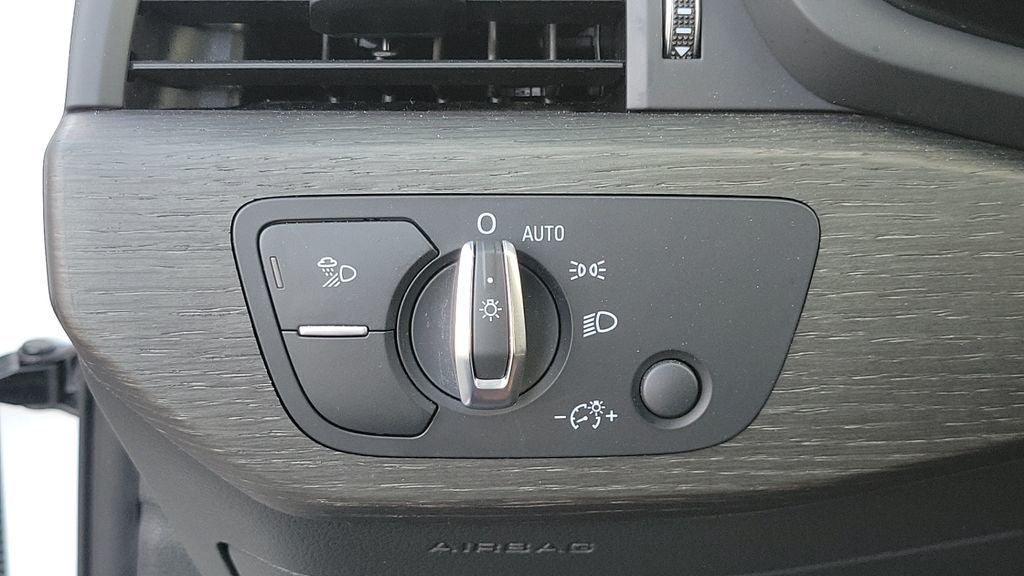 2024 Audi A4 45 S line Premium Plus quattro